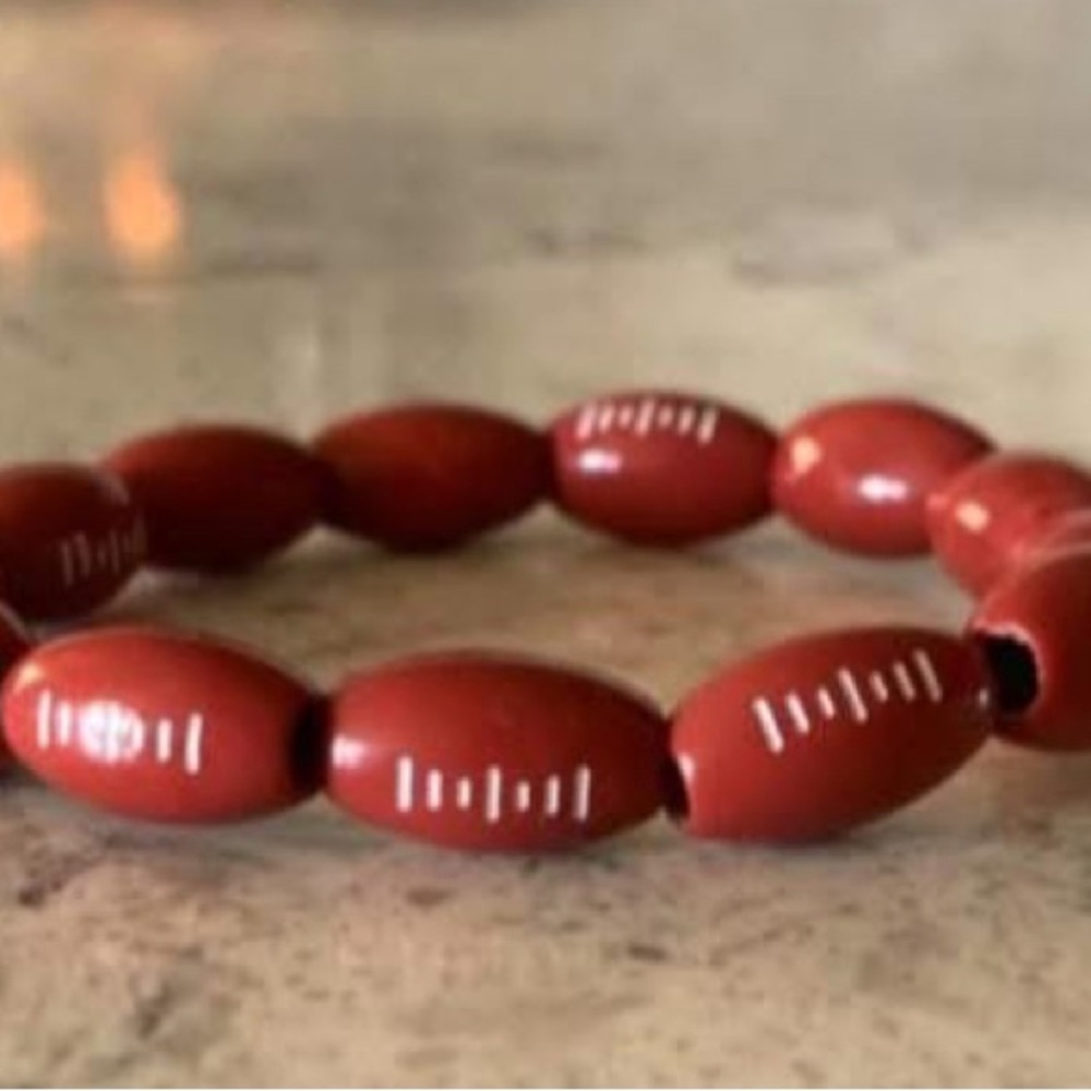 Elegant Red Beaded Bracelet
